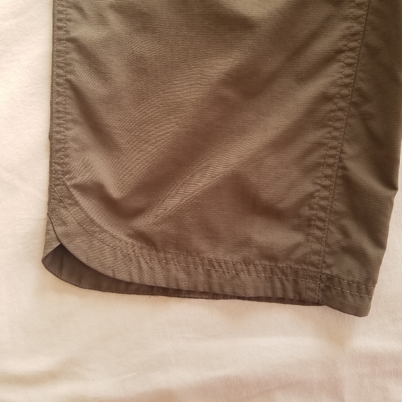 The North Face Tan Nylon Hiking Capri Pants - Picture 9 of 10